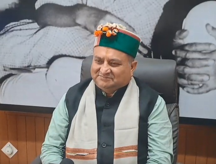 जेपी नड्डा पर विनय कुमार का हमला