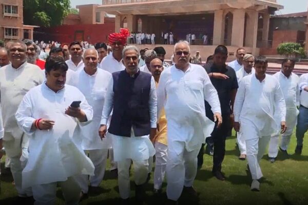 कृष्णपाल गुर्जर पौधारोपण अभियान