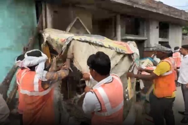 रादौर डेहा बस्ती अवैध कब्जा कार्रवाई