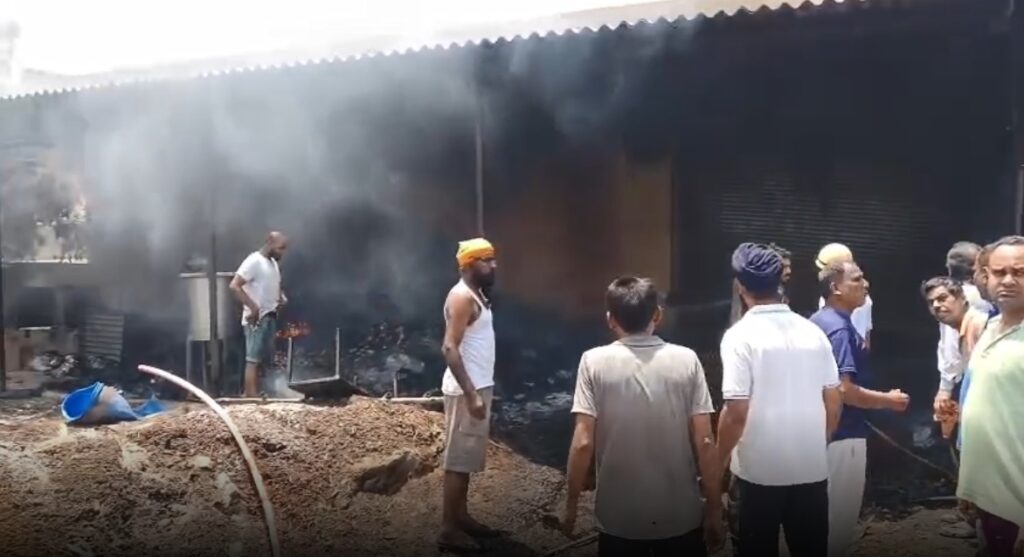 मेडवीन दवा फैक्ट्री में आग