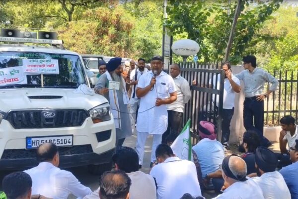 भारत-अमेरिका ट्रेड डील विरोध प्रदर्शन