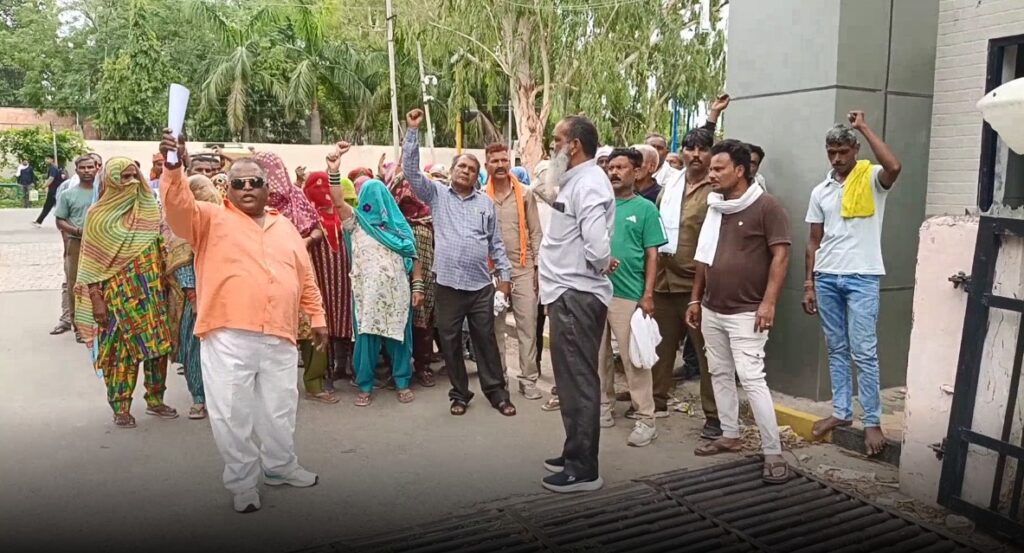 भिवानी सफाई कर्मचारी प्रदर्शन