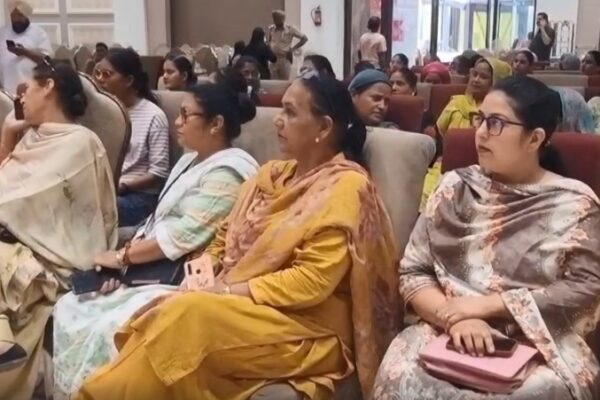 पंजाब महिलाओं को 1000 रुपये योजना