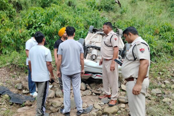 मोरनी में बर्थडे पार्टी के बाद सड़क हादसा
