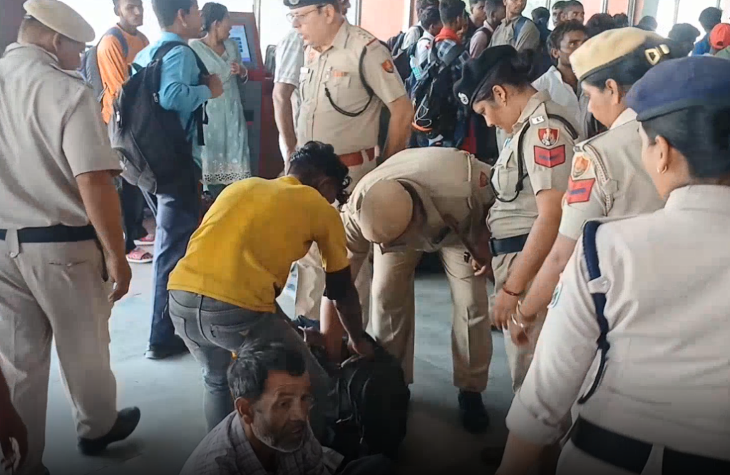 अंबाला कैंट रेलवे स्टेशन जहरखुरानी जागरूकता अभियान